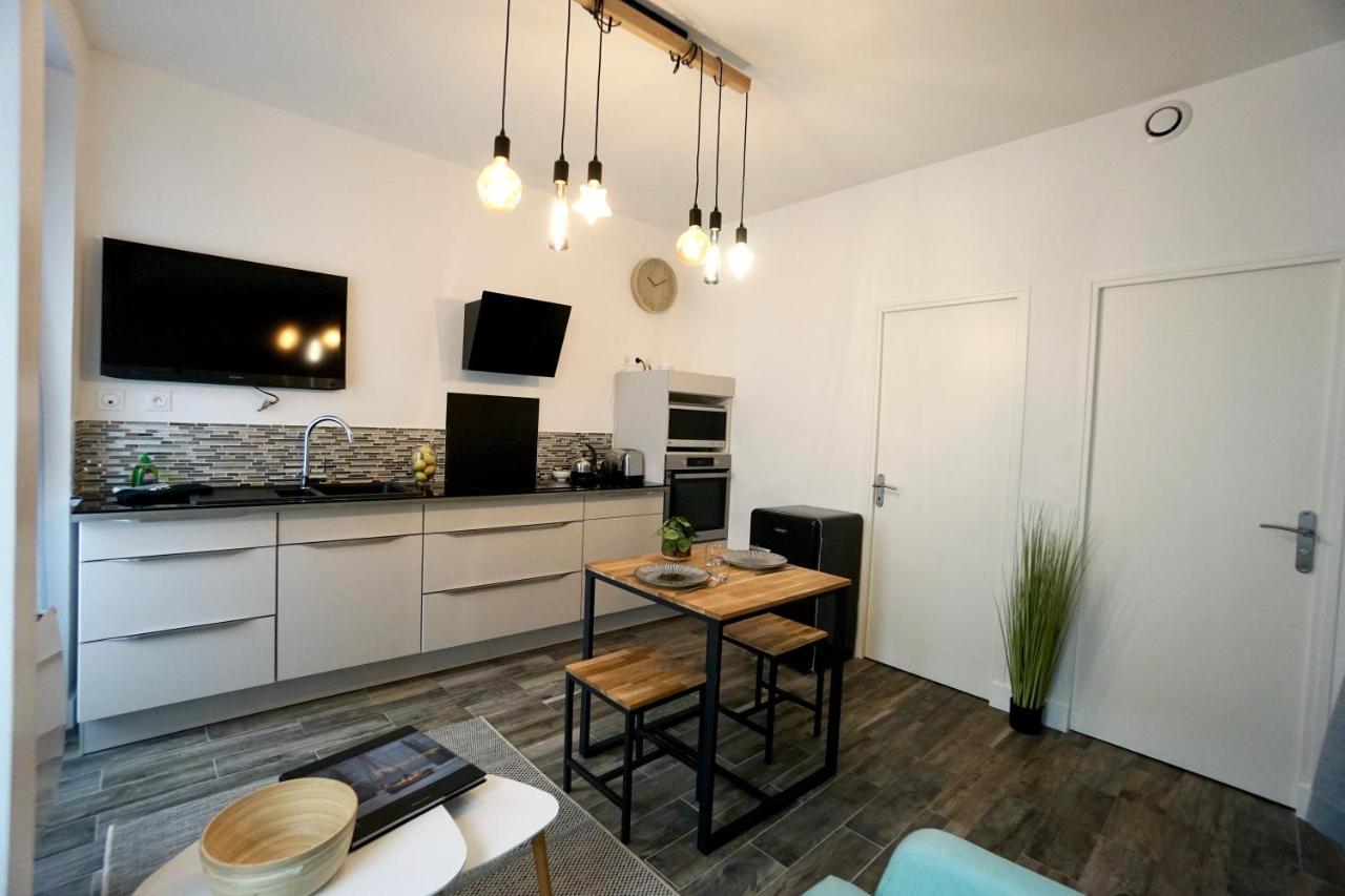Le 12 * Hyper Centre* Apartment โลริอ็อง ภายนอก รูปภาพ
