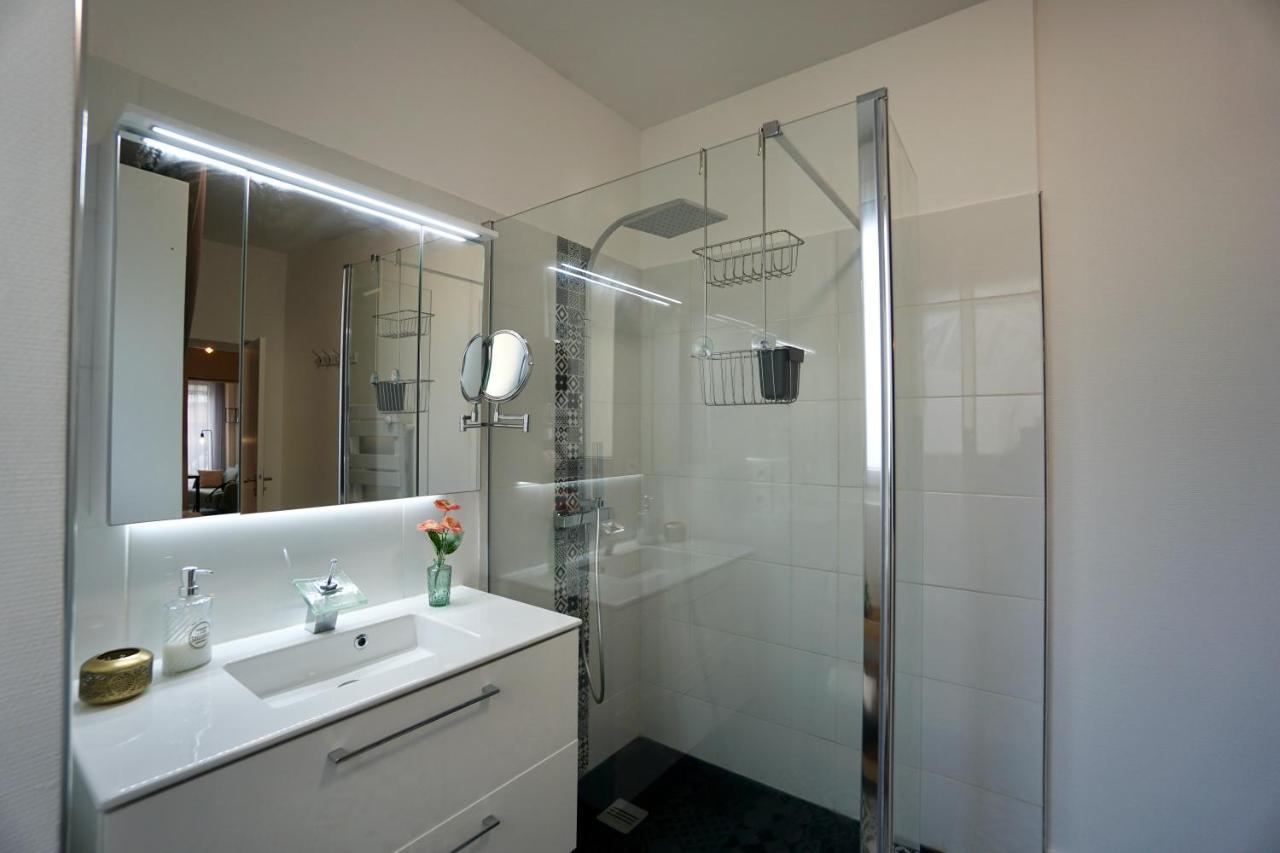 Le 12 * Hyper Centre* Apartment โลริอ็อง ภายนอก รูปภาพ